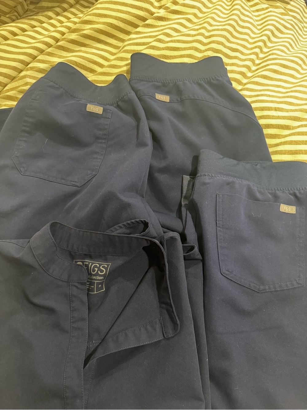 FIGS Scrubs-NAVY BLUE